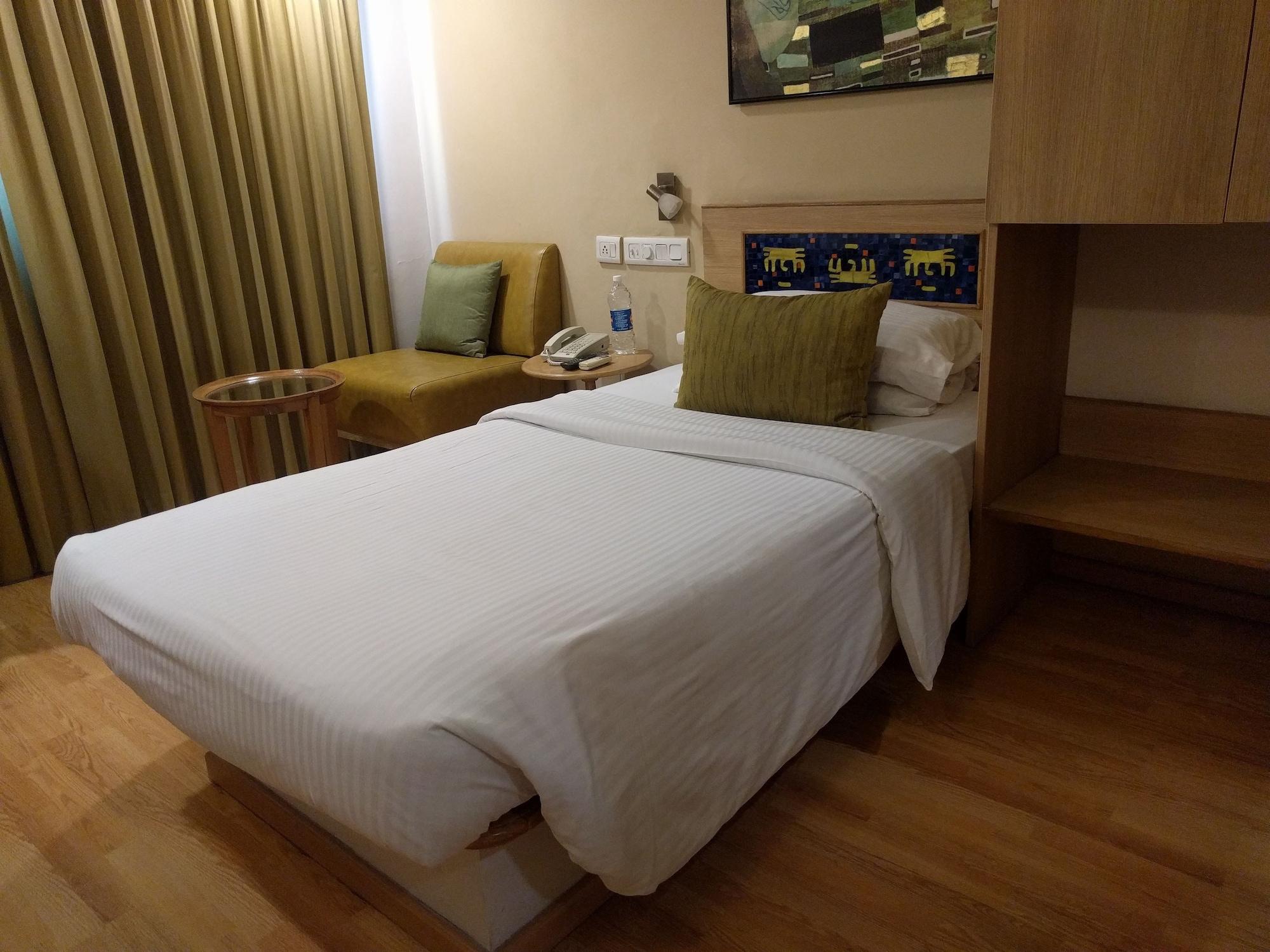 Lemon Tree Hotel, Udyog Vihar, Gurugram Gurgaon Eksteriør billede